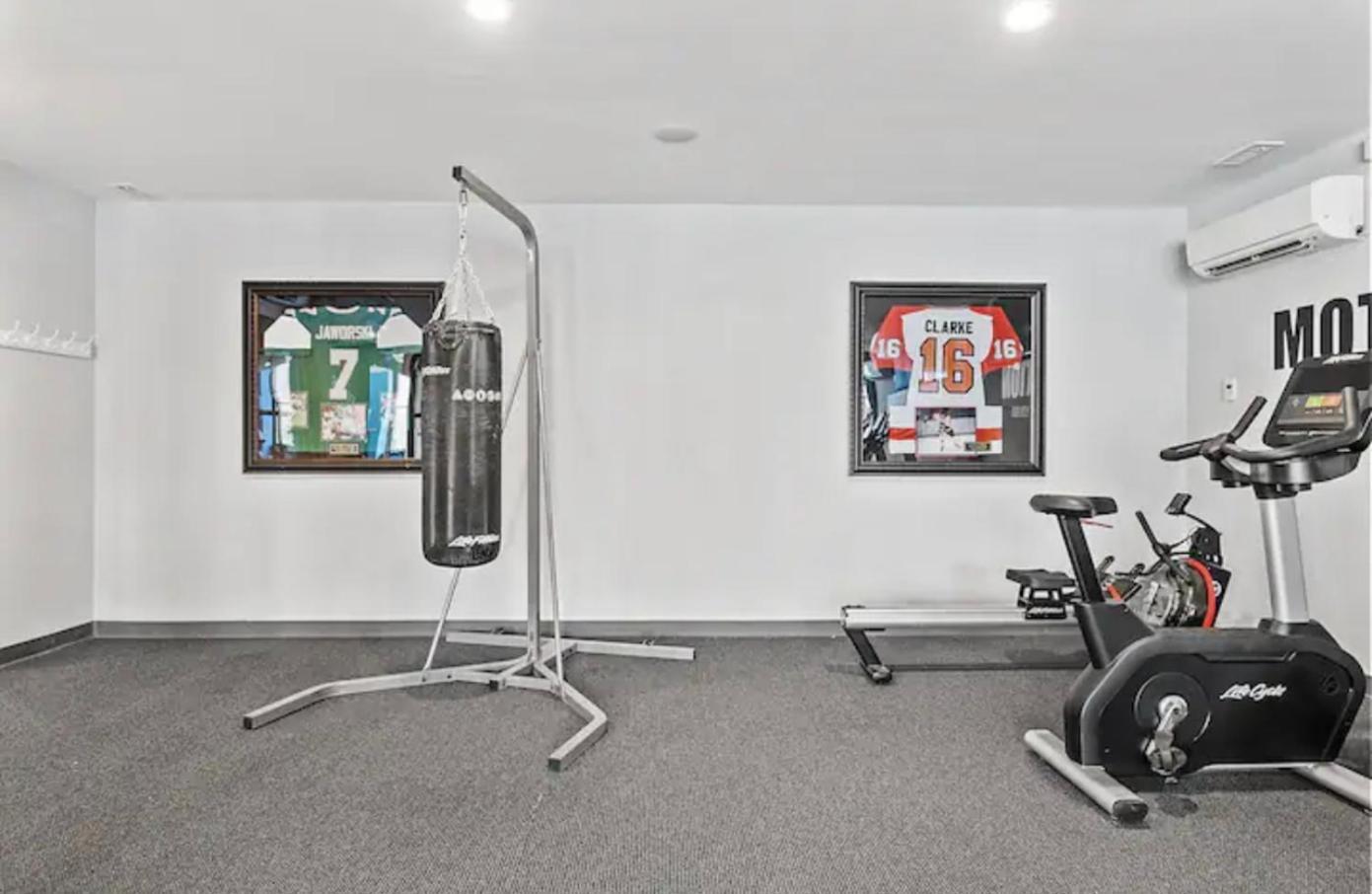 Stylish 1br L Rooftop Pool * Philadelphia